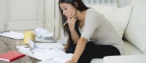 Cotisations des non-salariés calculées sur le revenu estimé : les sanctions suspendues