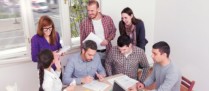 Quelles associations recourent au salariat et au bénévolat ?